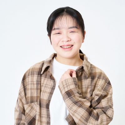 由華