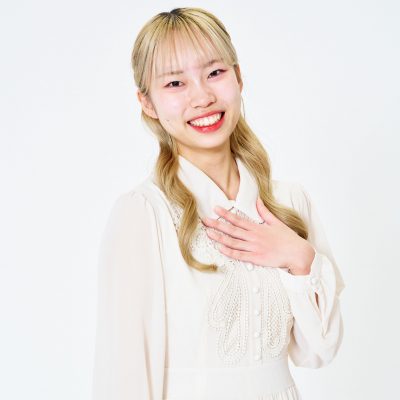 山本彩華
